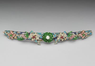 图片[2]-Gold headdress ornament with kingfisher feather and inlays of pearls, jewels, and jadeite for a myriad years of happiness and longevity.-China Archive